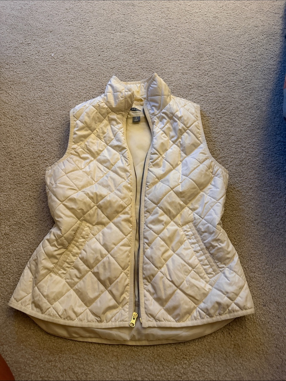 Old Navy Cream Quilted Sleeveless Vest